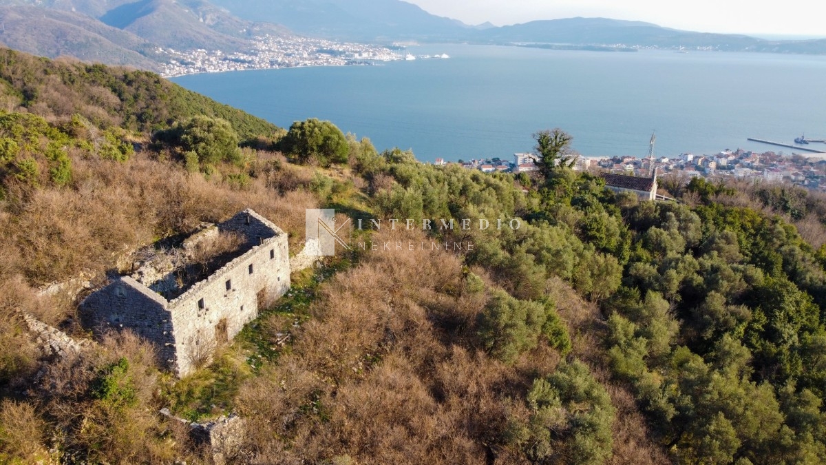 For sale, stone ruin, 111m2, Bijela, Herceg Novi