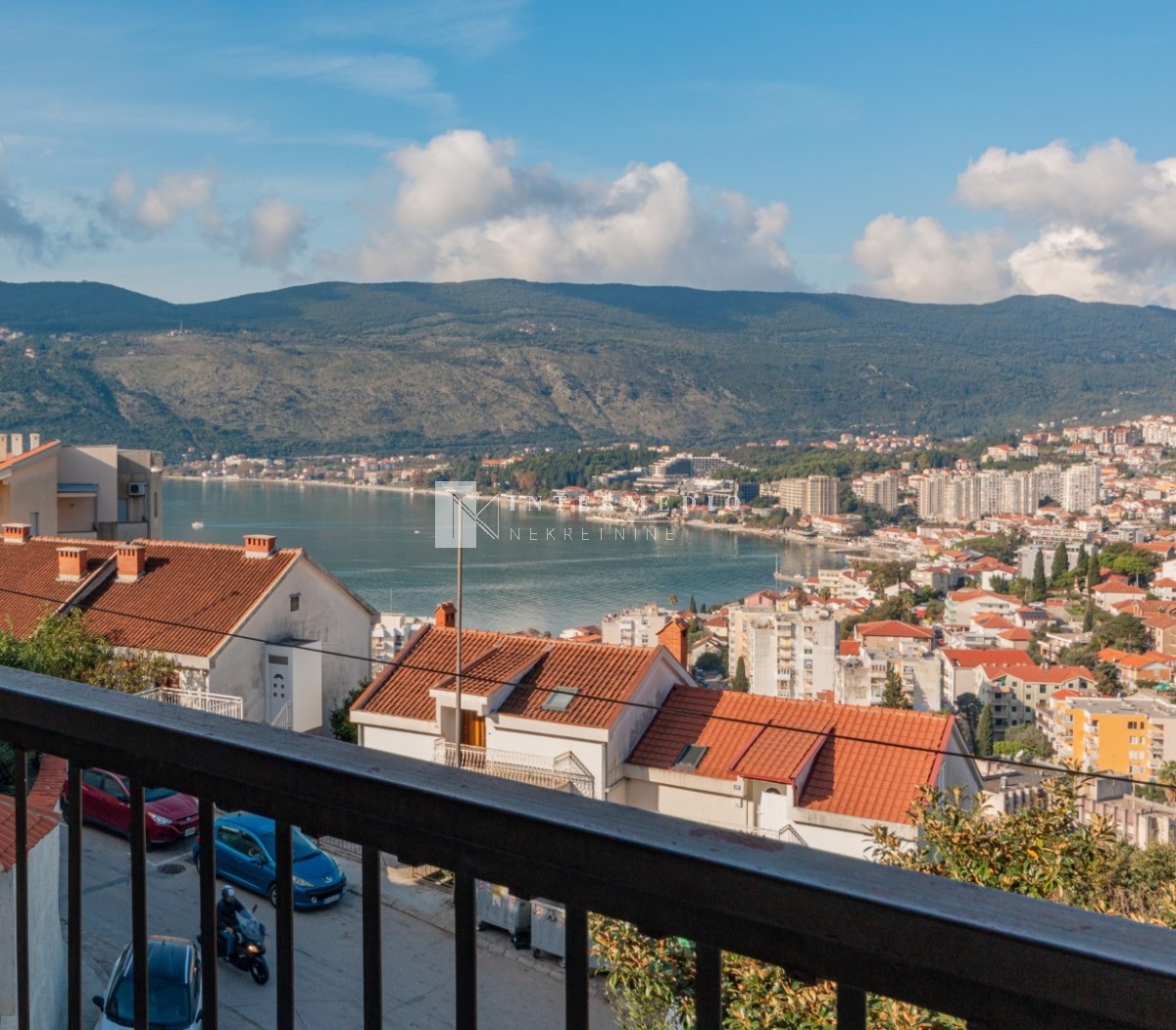 Prodaja, jednosoban stan, 43m2, Topla, Herceg Novi