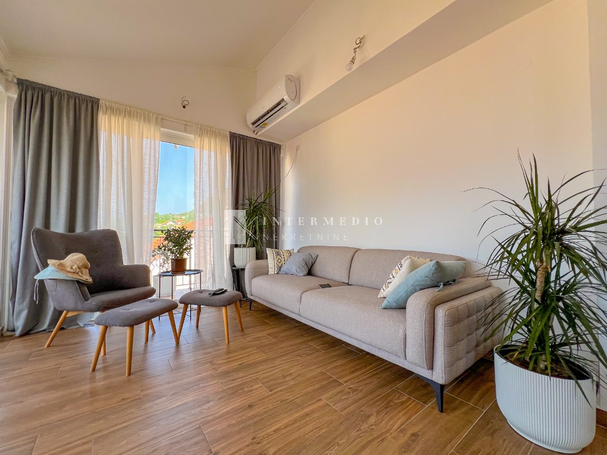 Prodaja, trosoban duplex 107m2, Ðenovići, Herceg Novi